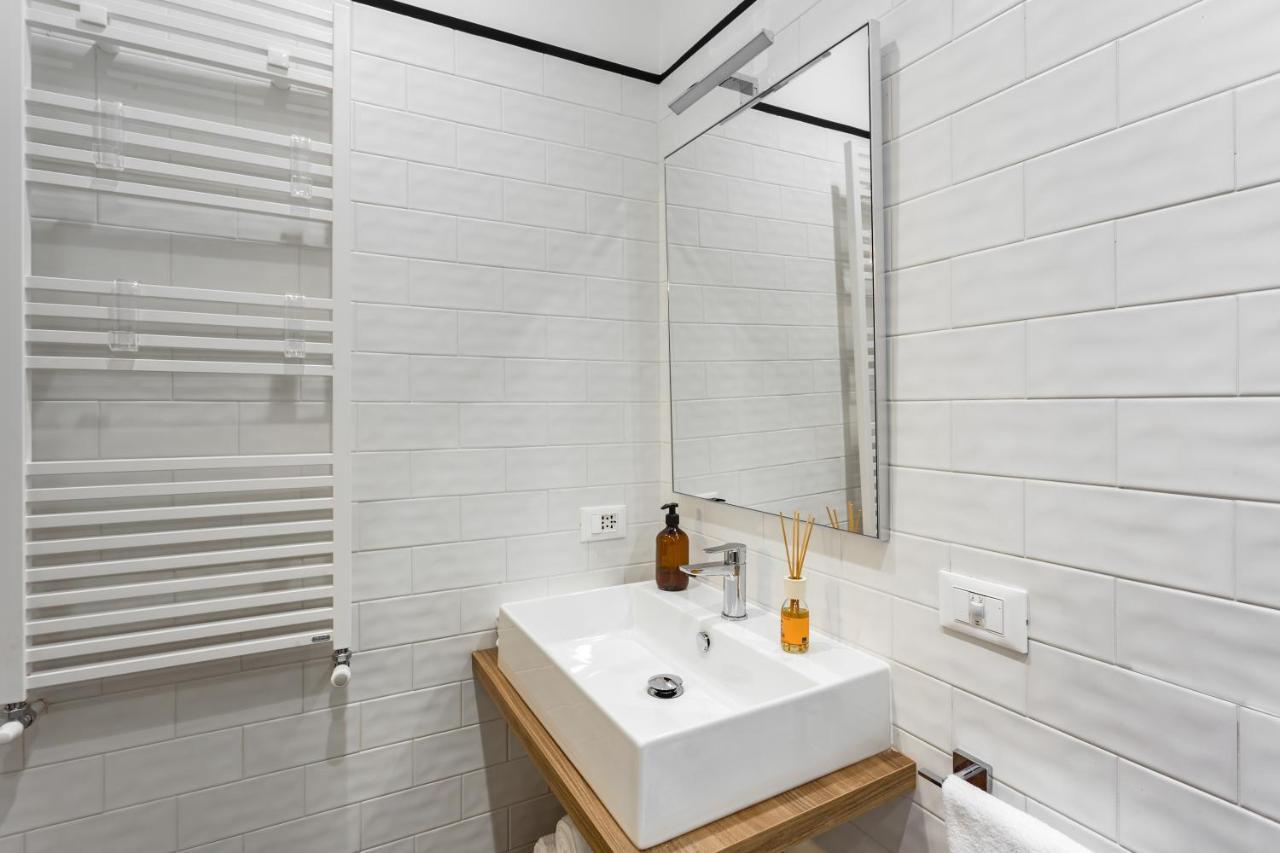 Milanofierapartments Correggio Suite Exterior photo